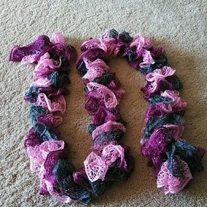 Scarf made by hand